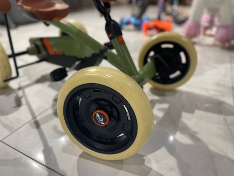 Веломобиль Berg Buzzy Retro 2-in-1